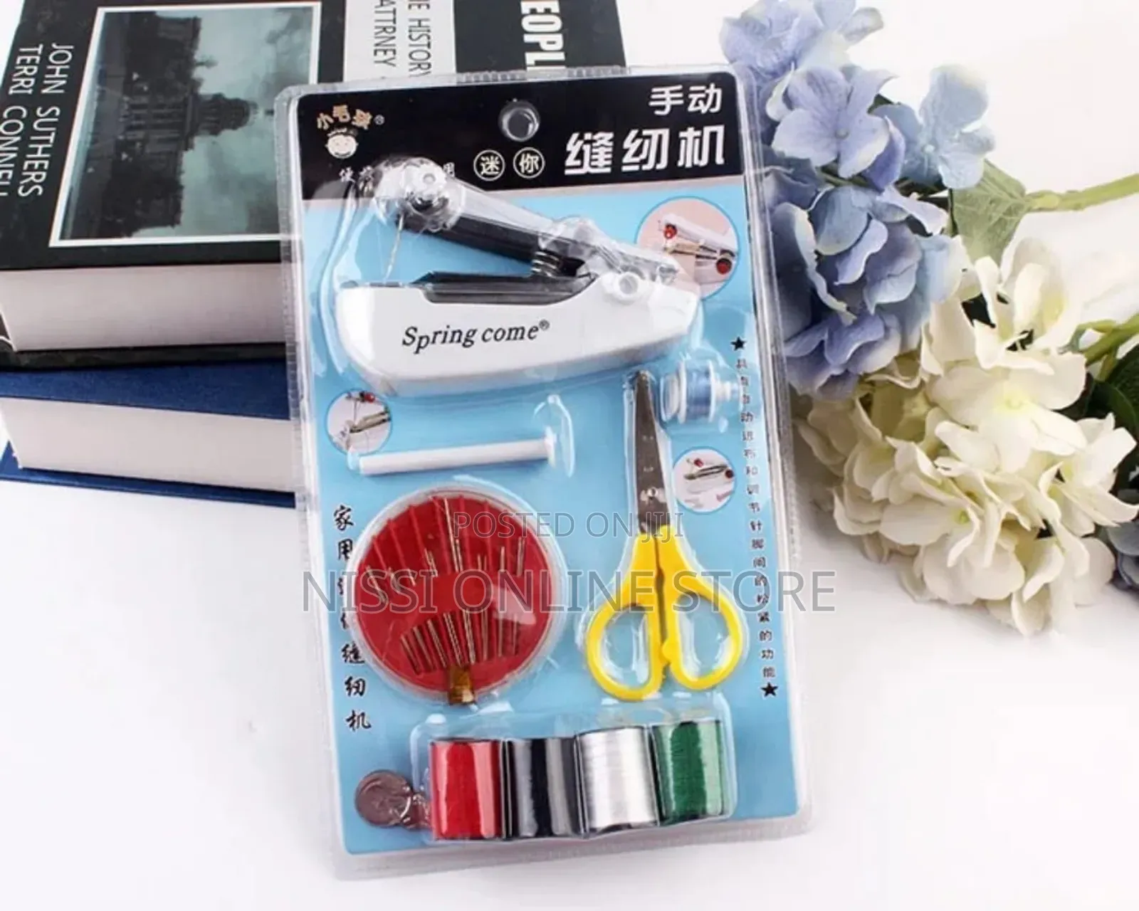 Mini Sewing Kit With Manual Machine