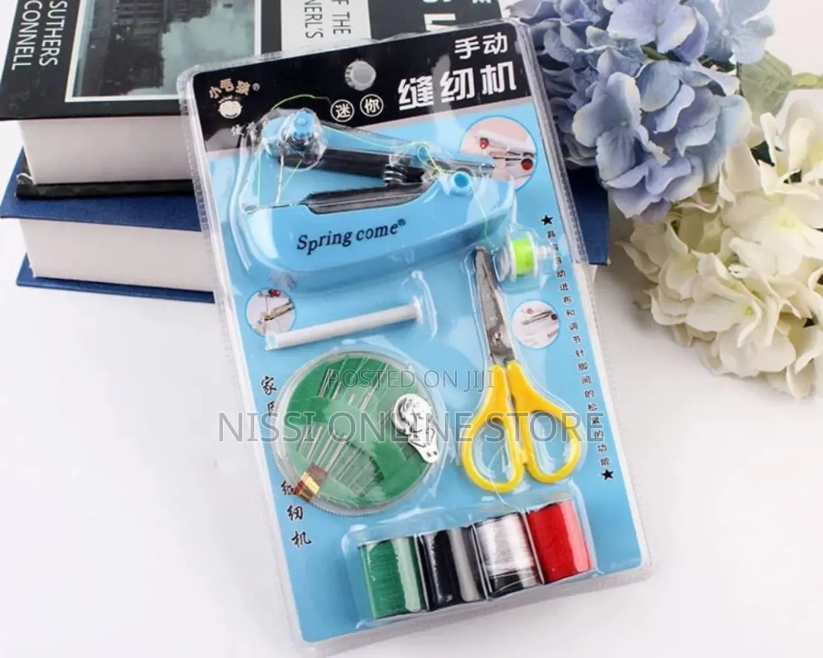 Mini Sewing Kit With Manual Machine