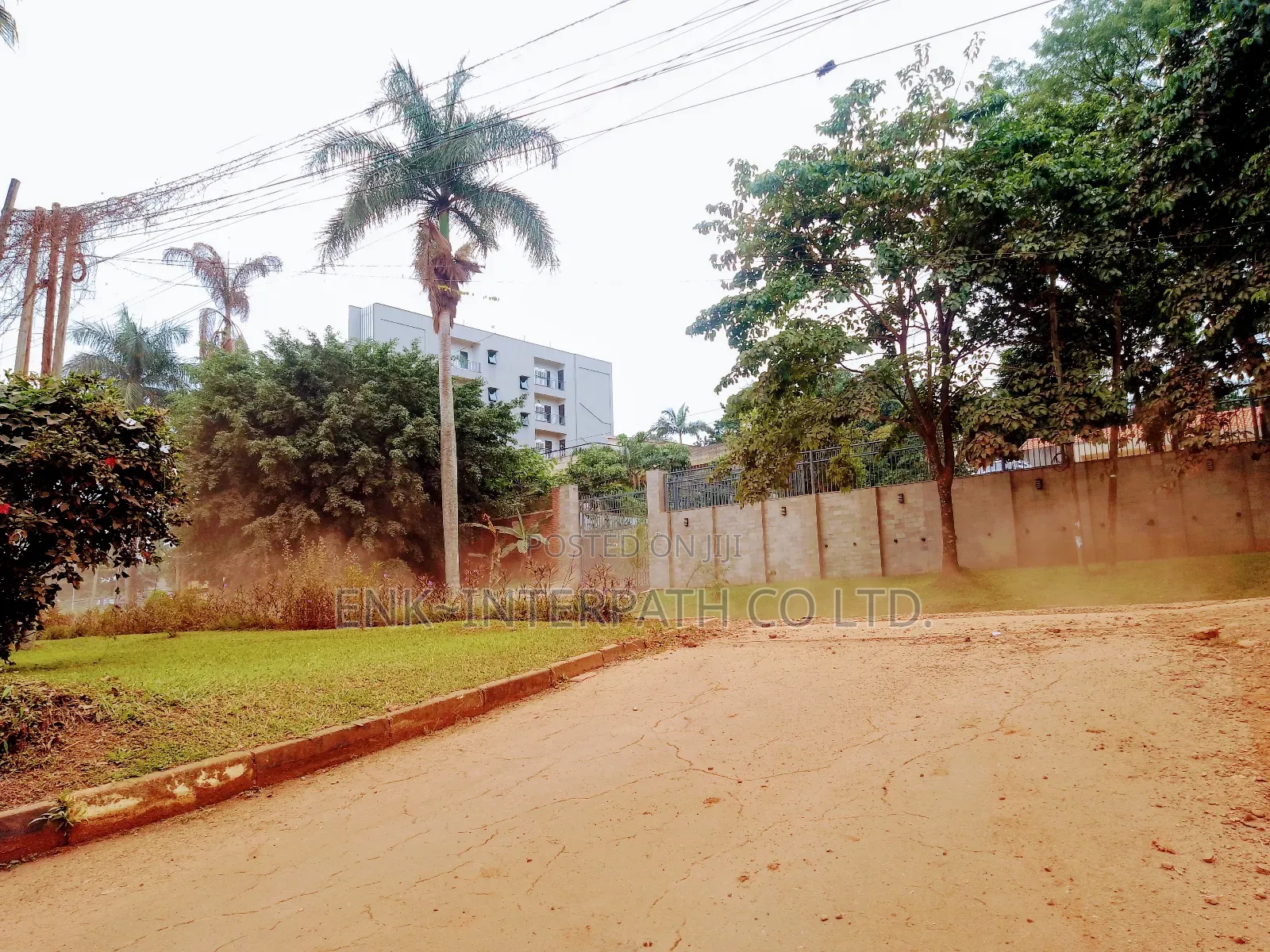 Quick Sale. 75 Decimals, Bugolobi, at 1.9m Usd "7bn Ugx"