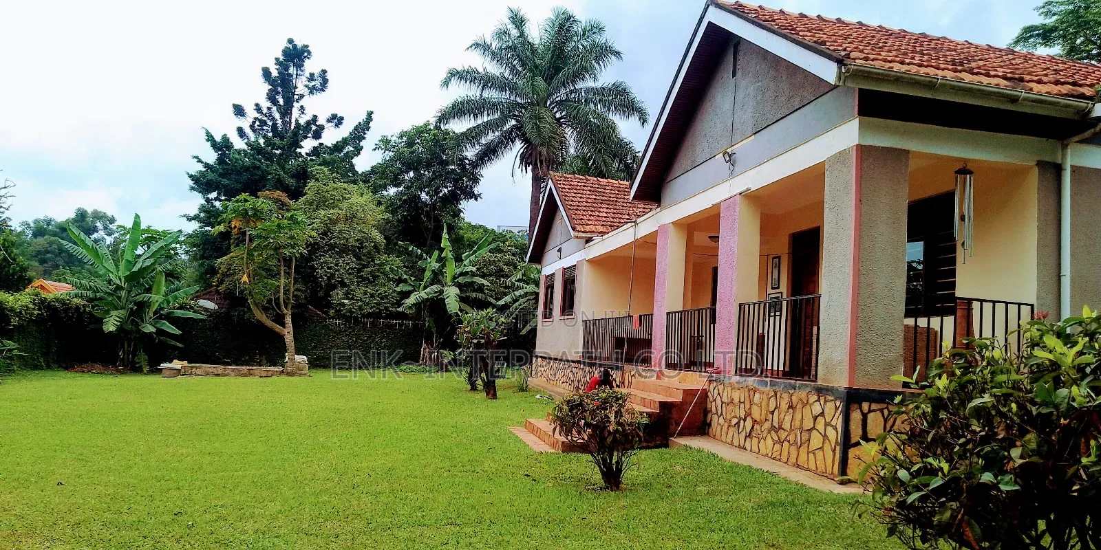 Quick Sale. 75 Decimals, Bugolobi, at 1.9m Usd "7bn Ugx"