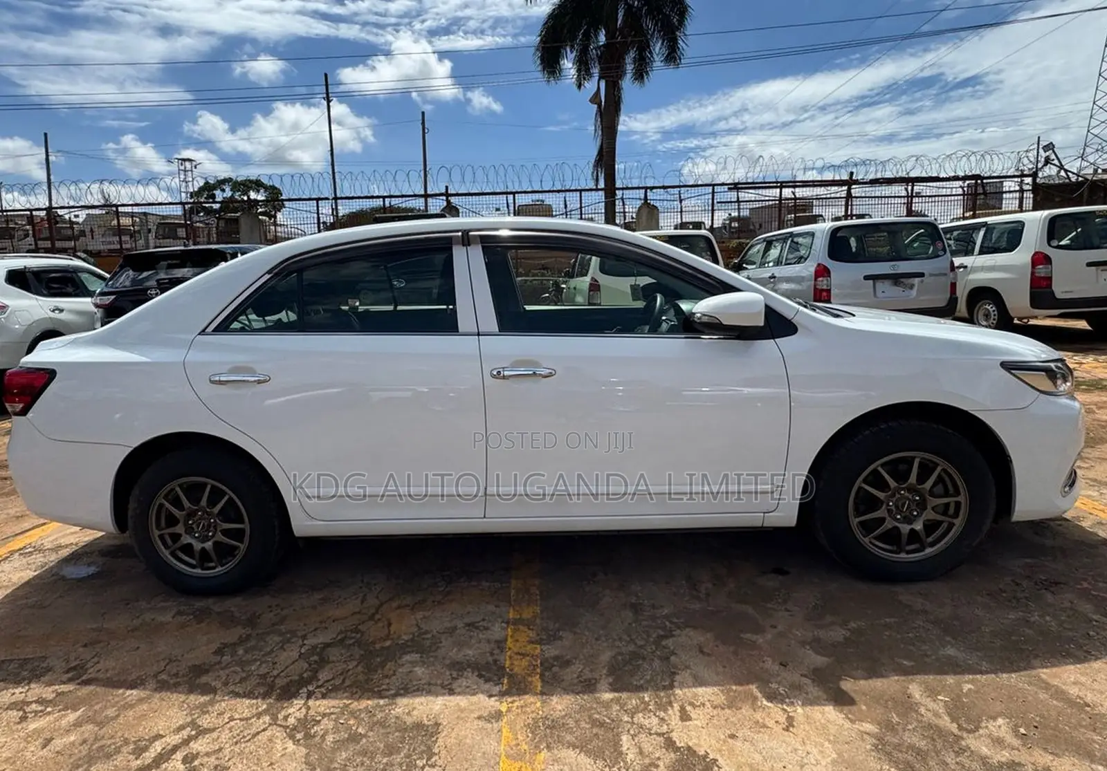 Toyota Premio 1.8 FWD 2016 White