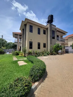 5bdrm Mansion in Bunga, Central Division for sale
