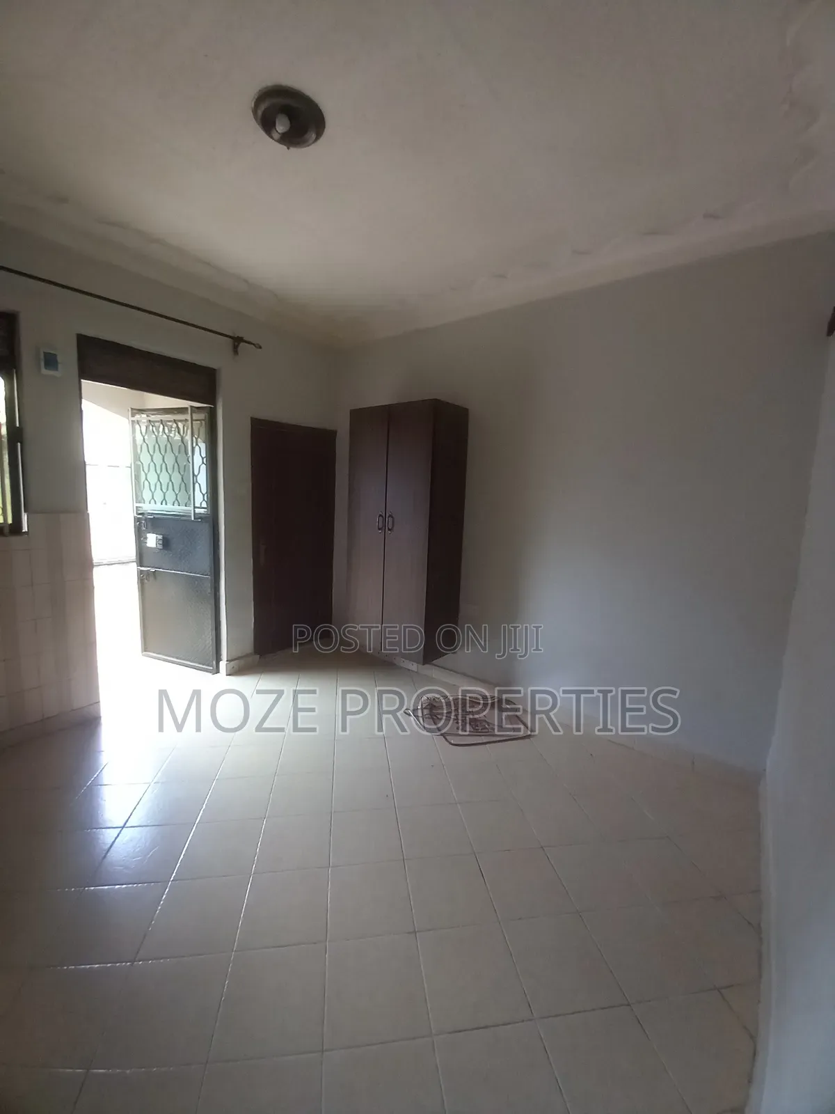 Studio Apartment in Kyaliwajala, Central Division for rent