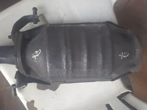 Catalytic Converter for Toyota Regius,Hiace,Grand Hiace.