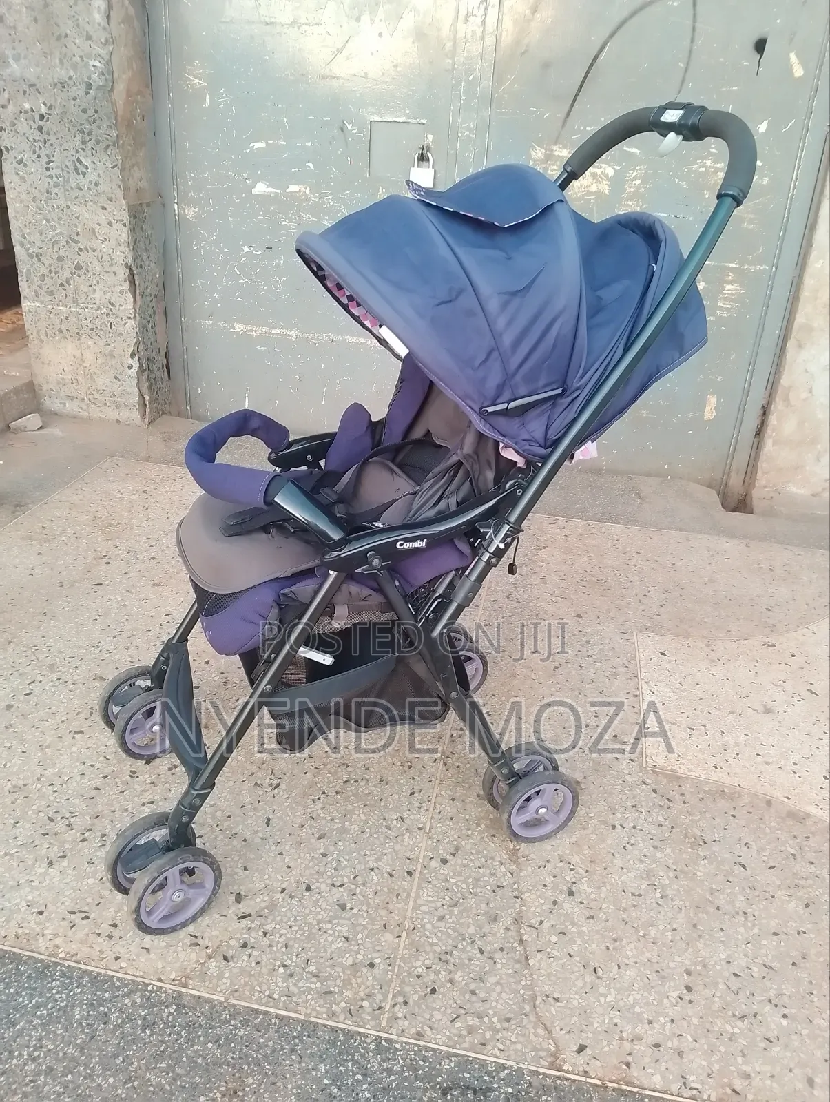 Kombi Foldable Stroller