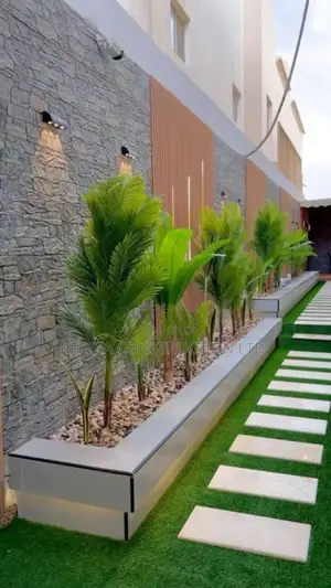 Steady Boundary Wall Construction