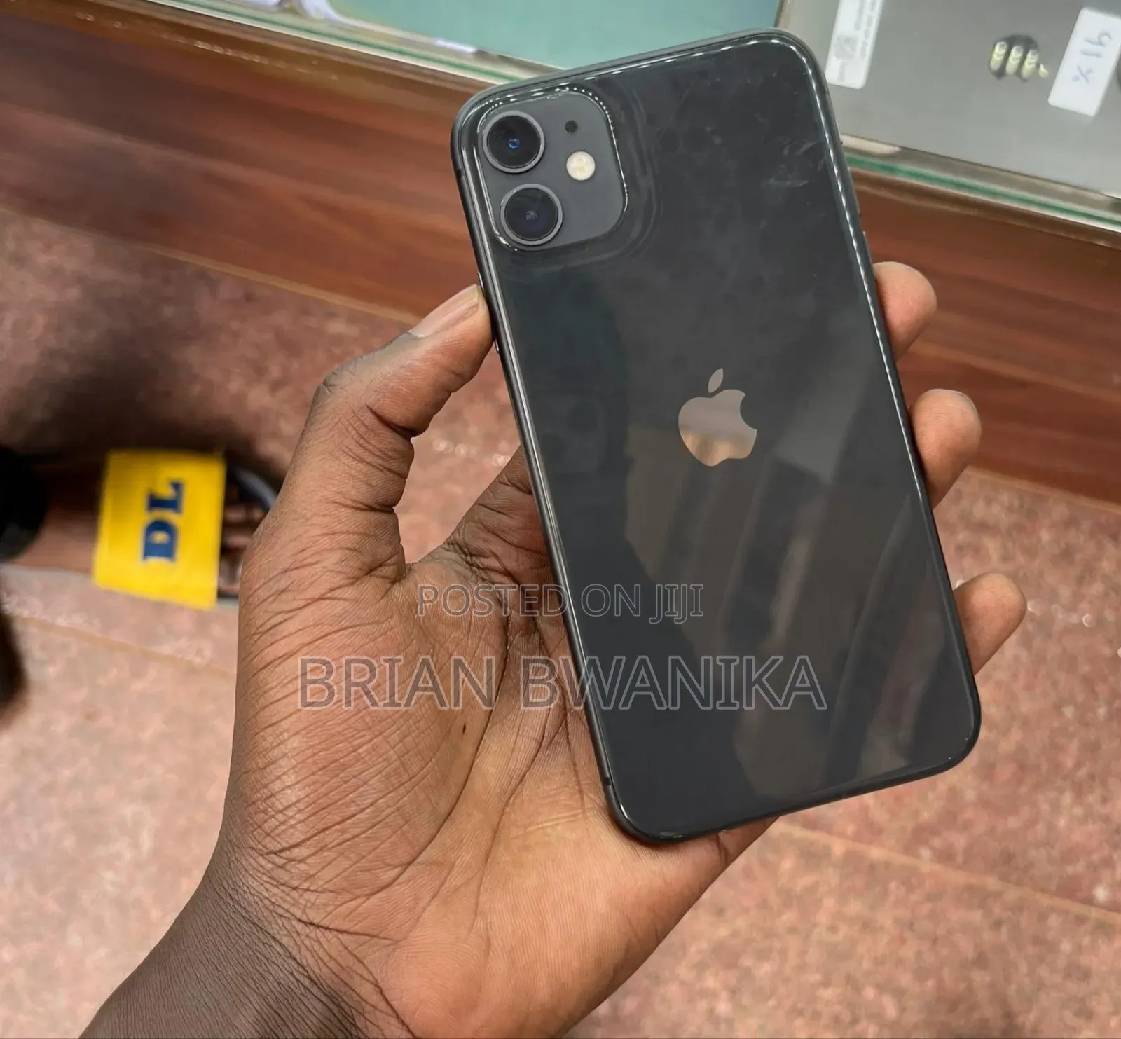 Apple iPhone 11 64 GB Black