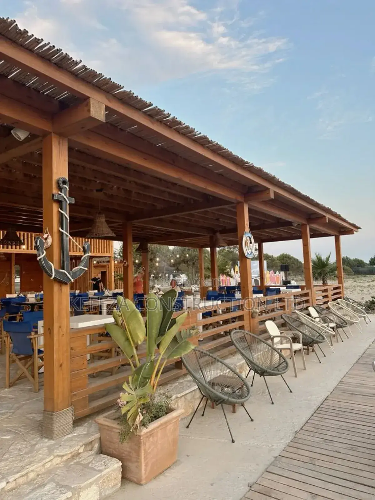 Gazebo Bars and Restaurants Construction
