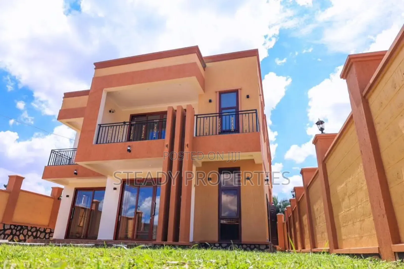 5bdrm Mansion in Munyonyo, Central Division for rent