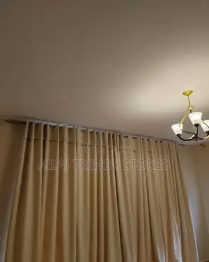 Elongated Curtains Per Metre