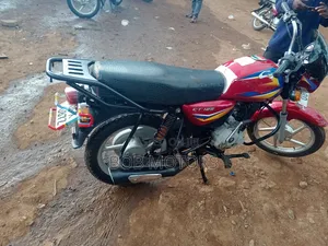 Bajaj CT 110X 2024 Red