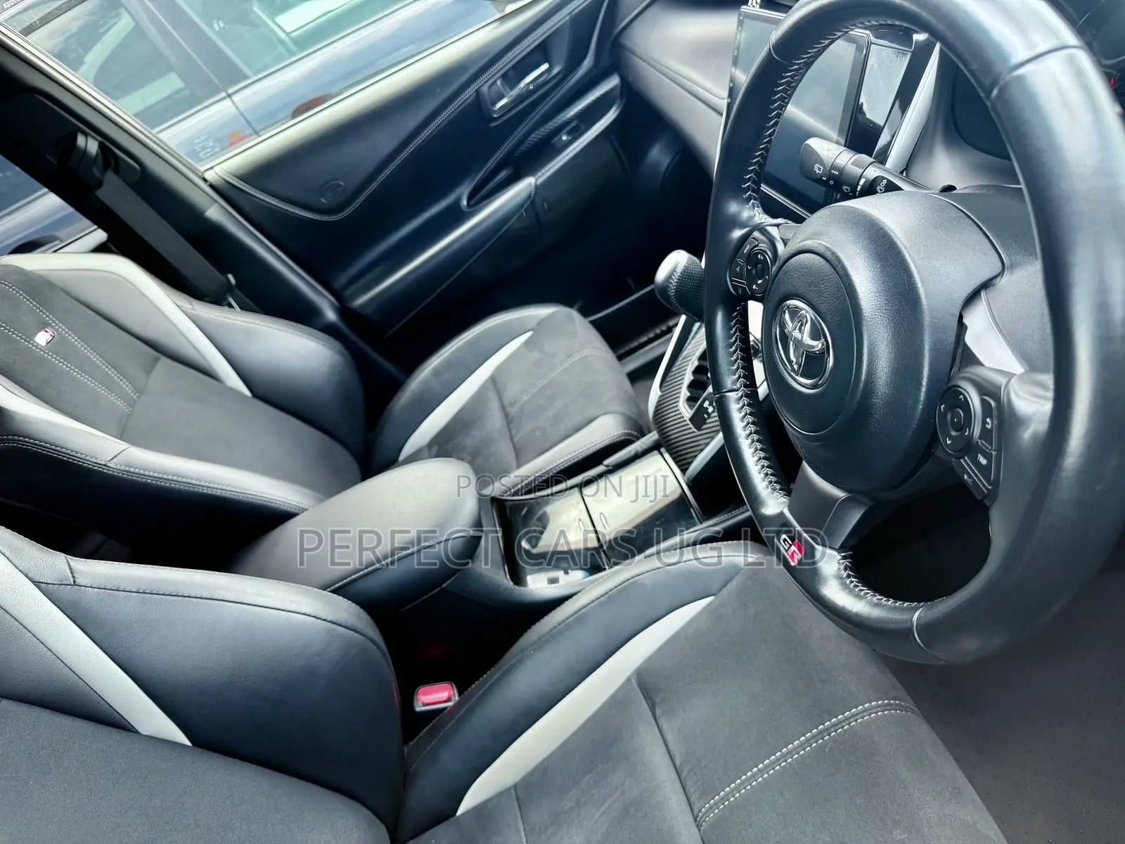 Toyota Harrier 2.0 Turbo 2017 Off white