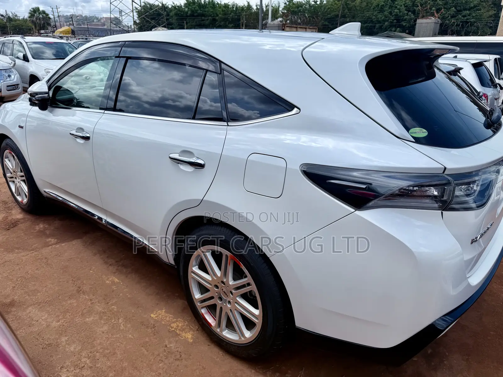 Toyota Harrier 2.0 Turbo 2017 Off white
