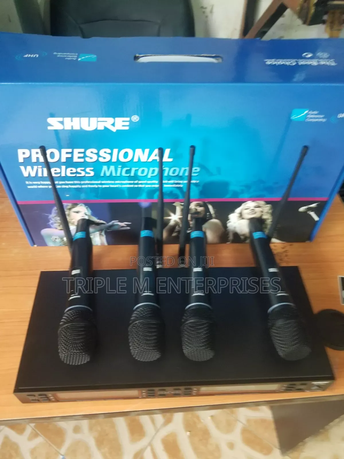 Professional Wireless Microphone Shure