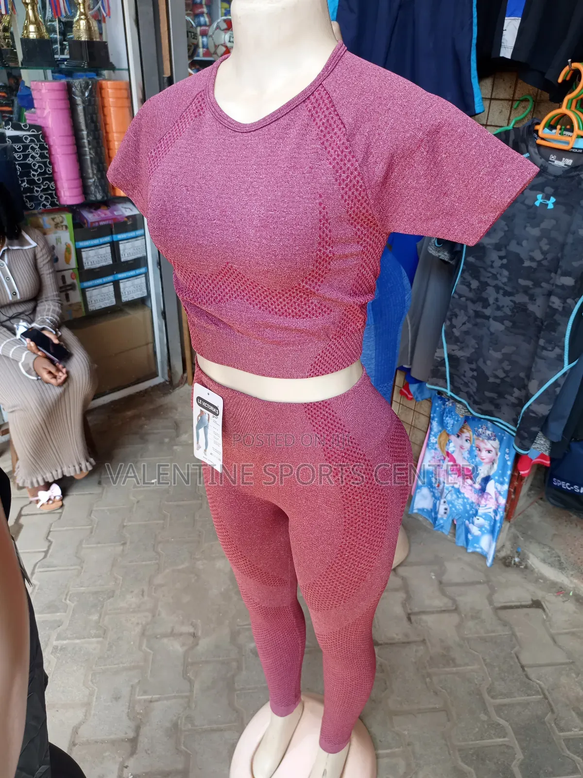 Clothes Gym Wears for Ladies Original All Colors and Sizes