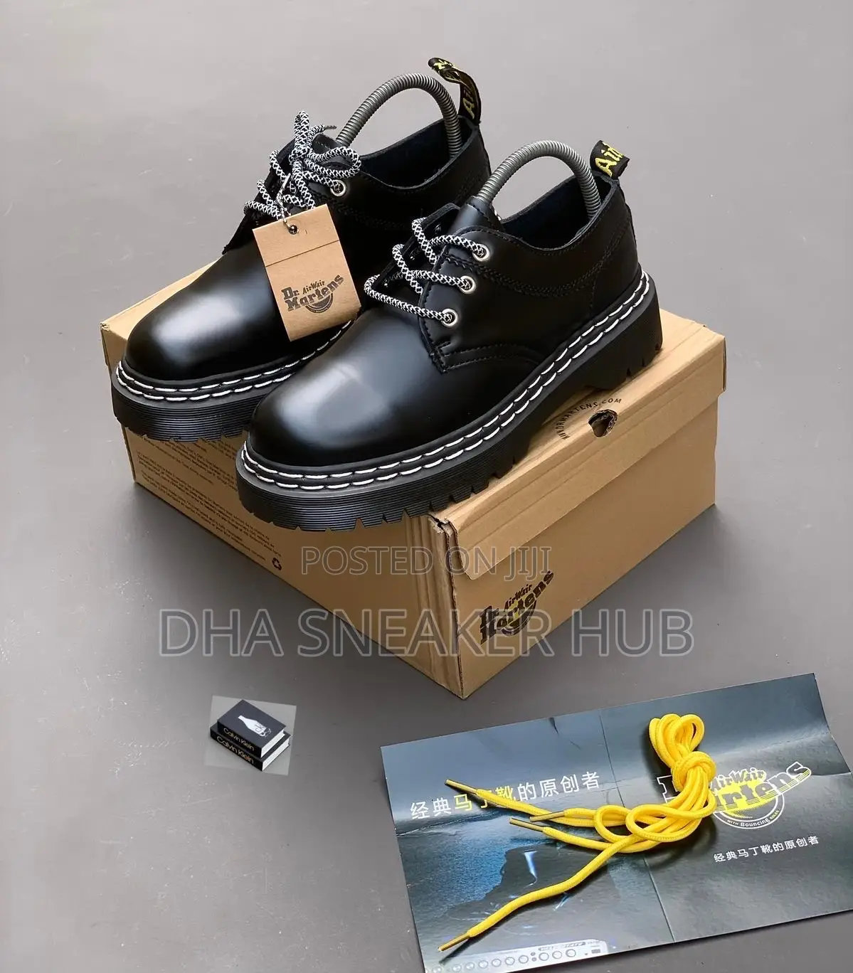 Dr Martens Small Sole With Mixed Laces