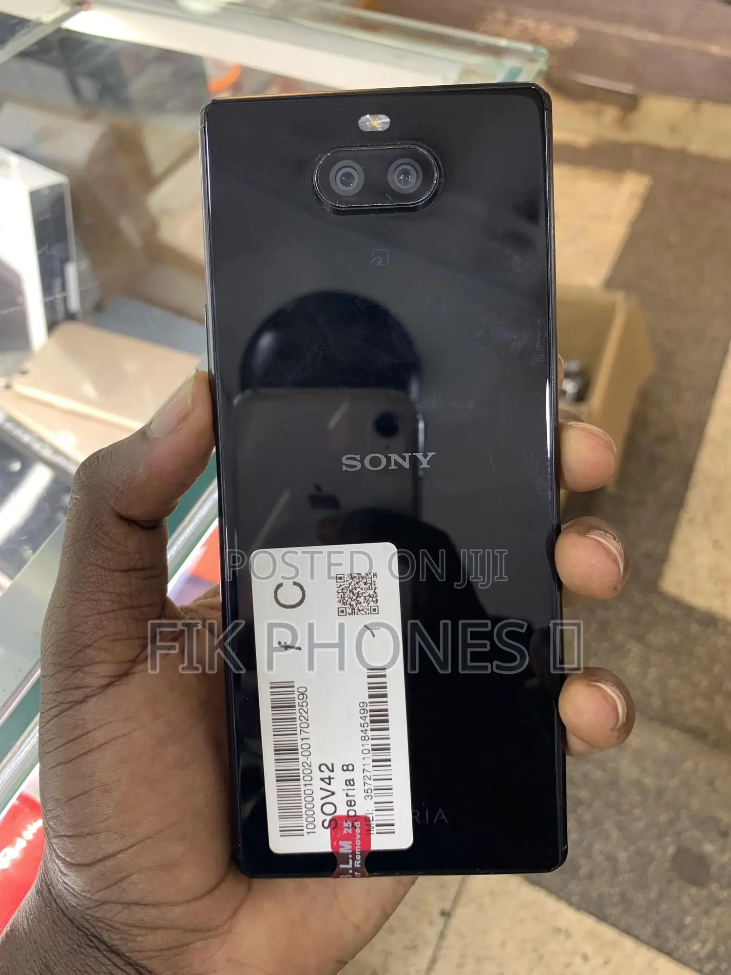 Sony Xperia 8 SOV42 64 GB Black