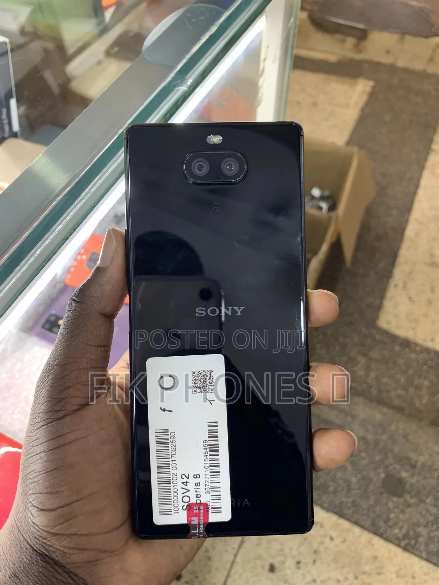 Sony Xperia 8 SOV42 64 GB Black