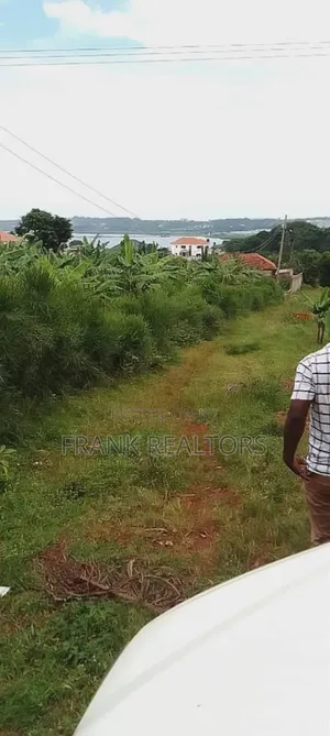 Photo - 100x100 Plot in Bwerenga Kawuku Entebbe Rd
