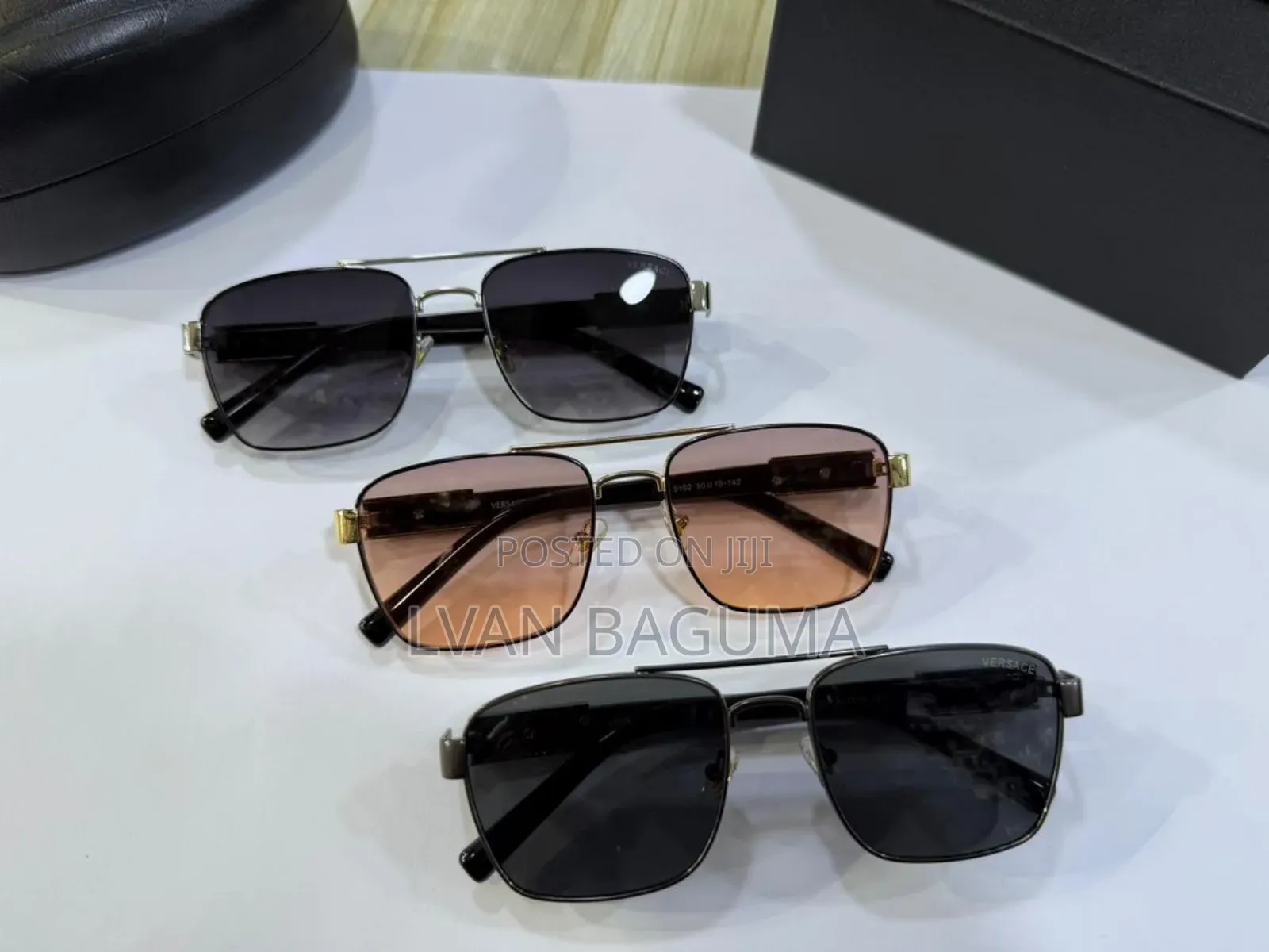 Fashion / Designer Sunglasses - Different Designs and Styles