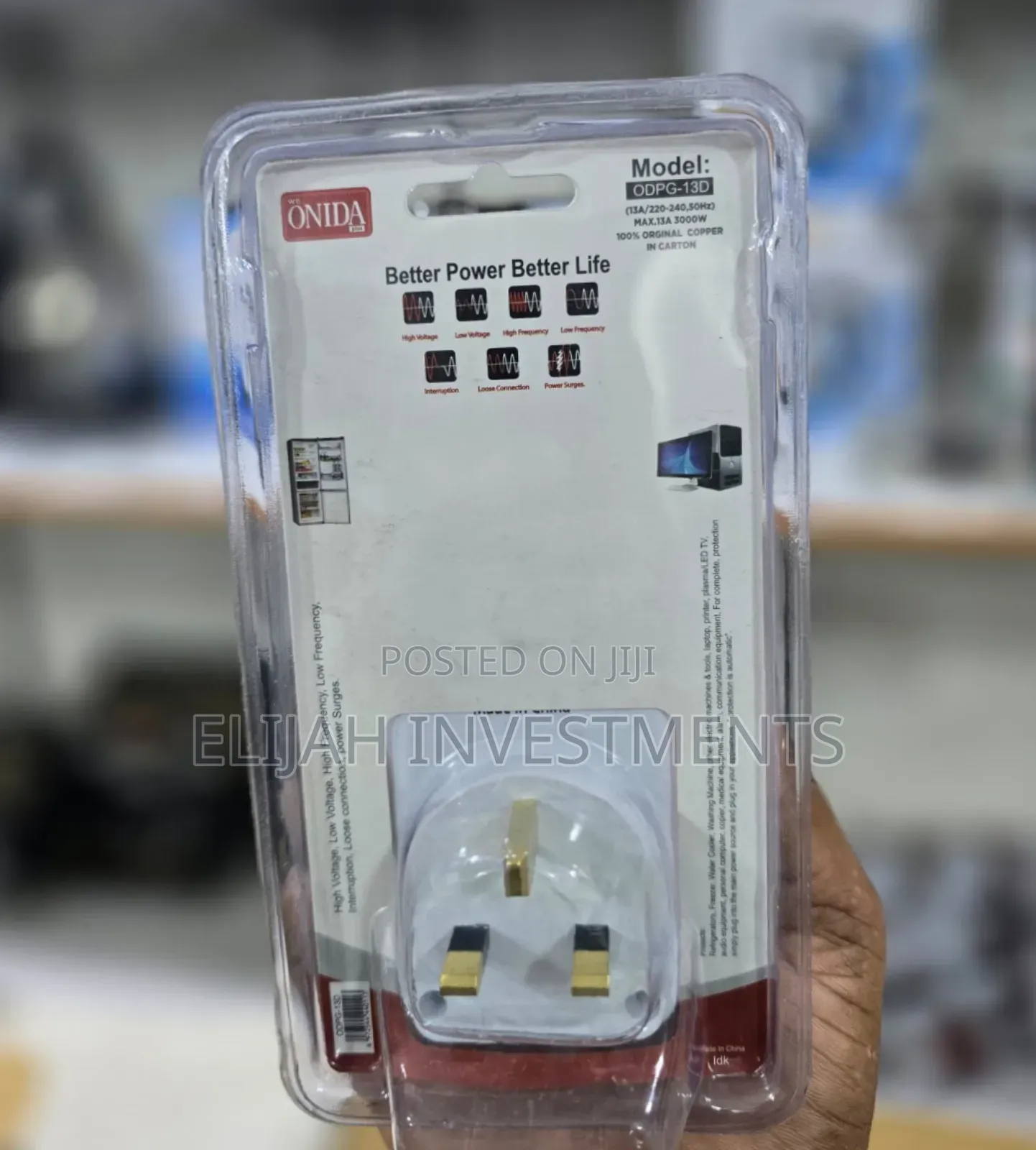 Automatic Voltage Protector Socket