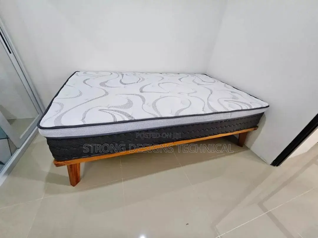4* 6 Ft Wooden Bed. (34 Cm Height).