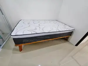 4* 6 Ft Wooden Bed. (34 Cm Height).