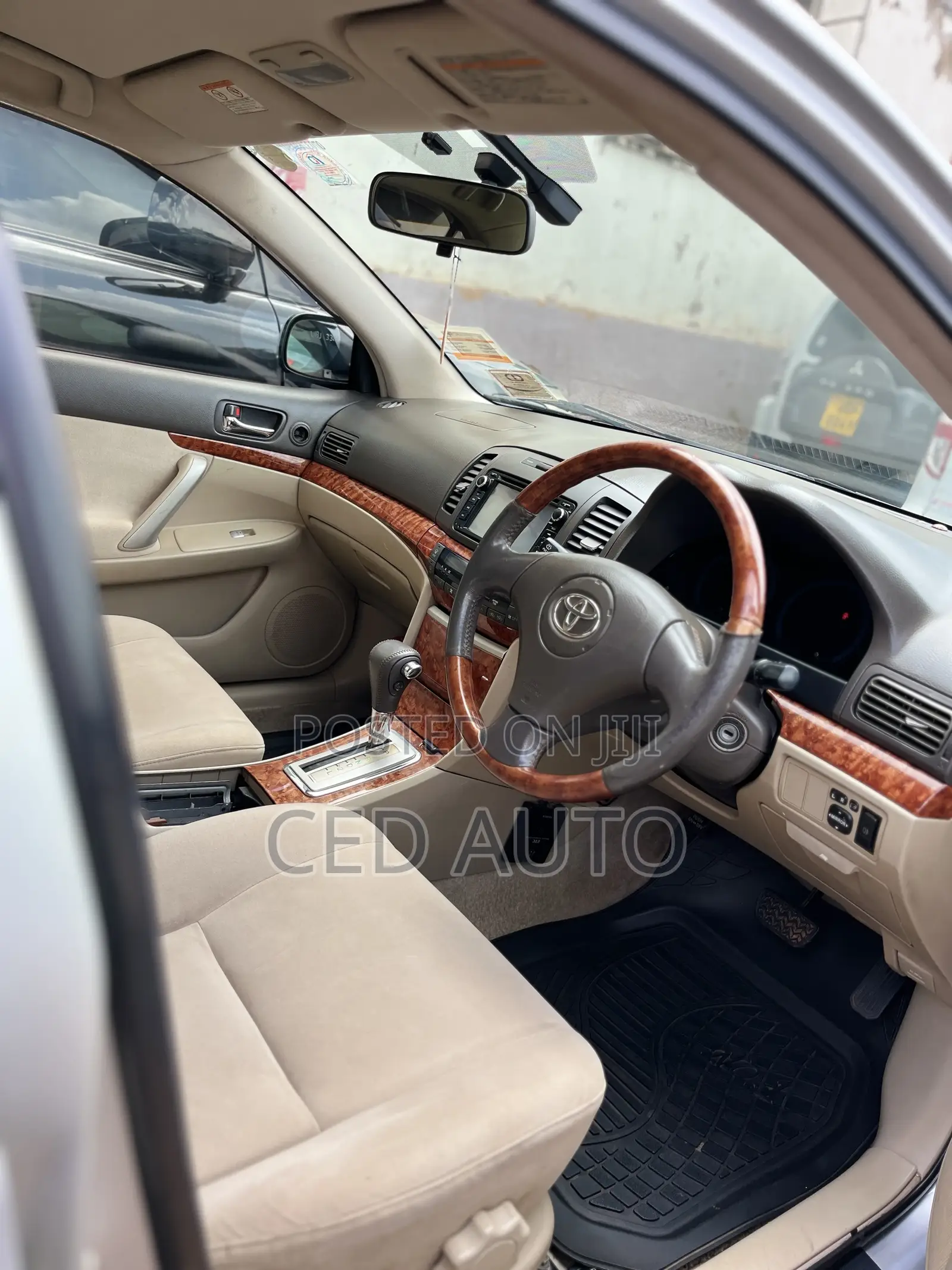 Toyota Premio 2005 Silver
