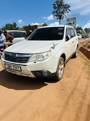Subaru Forester 2.0D X 2010 White