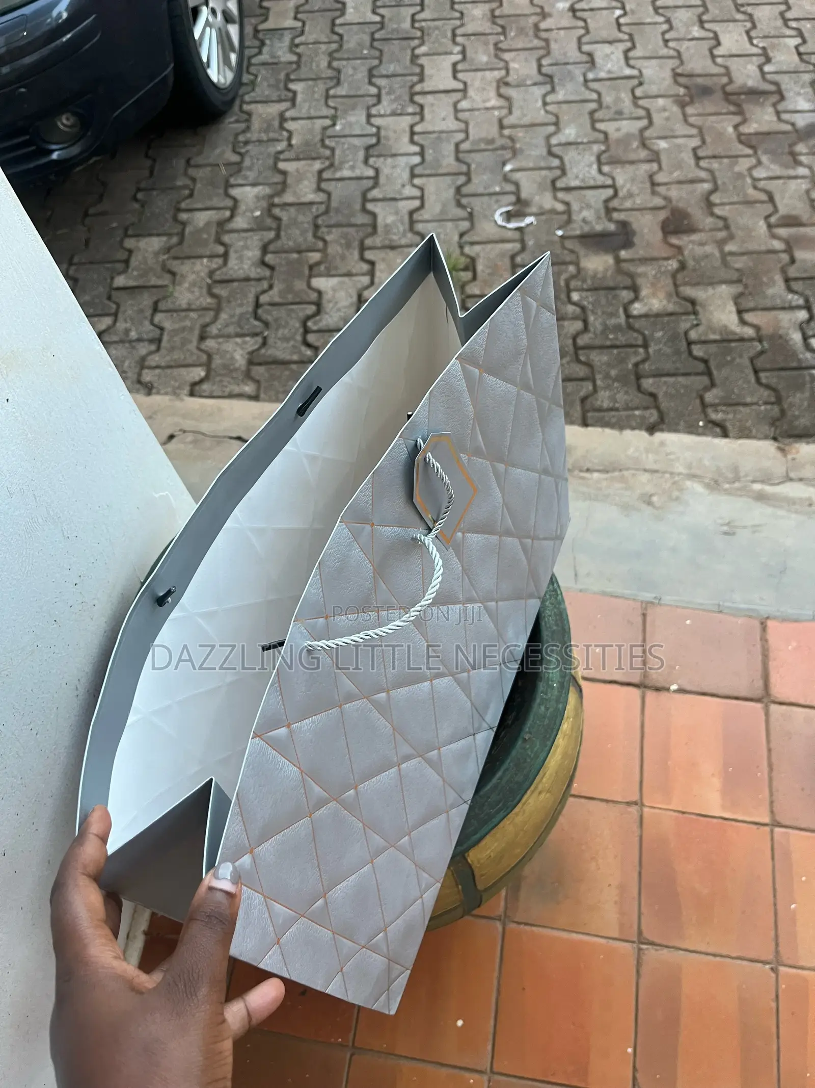 Lava Gift Bag Gray