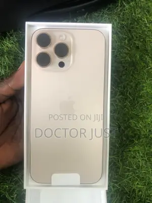 New Apple iPhone 16 Pro Max 256 GB Gold