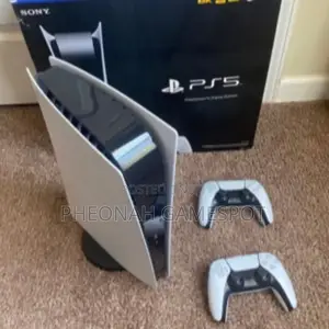 Playstation 5 Standard (Ps5) With a Controller and 3 Games