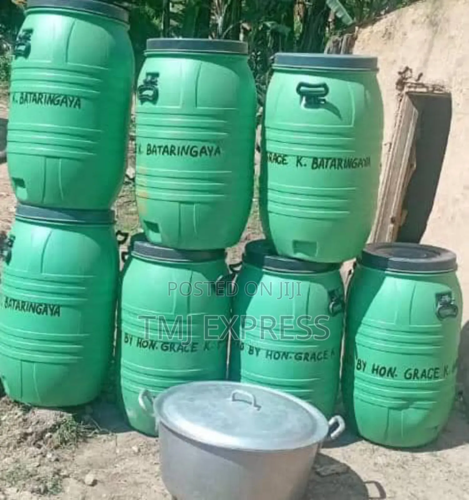138 Litre Plastic Water Drums or Water Tanks