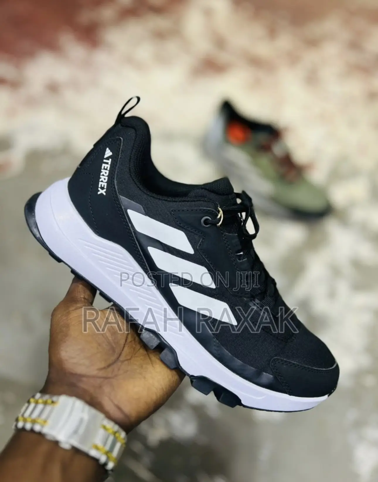 Original Black/White Adidas Terrex GTX Casual Hiking Sneaker
