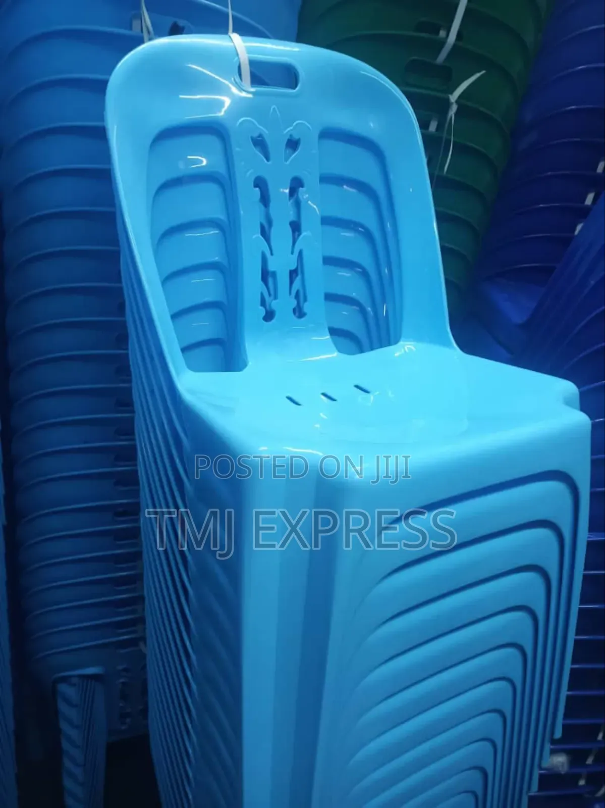Quality Plastic Chairs