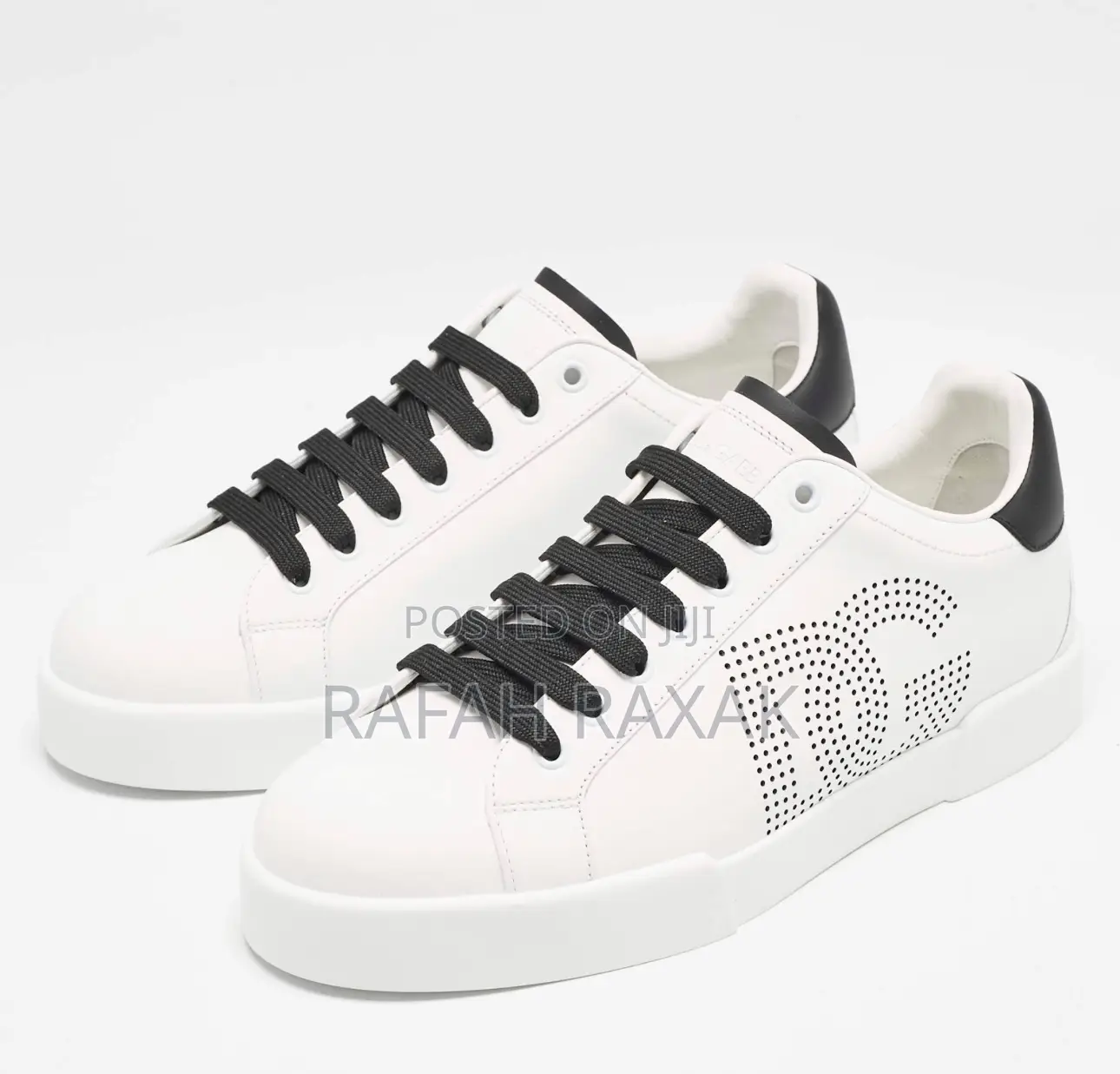 Classy Dolce Gabbana Luxury Low Top Leather Sneakers