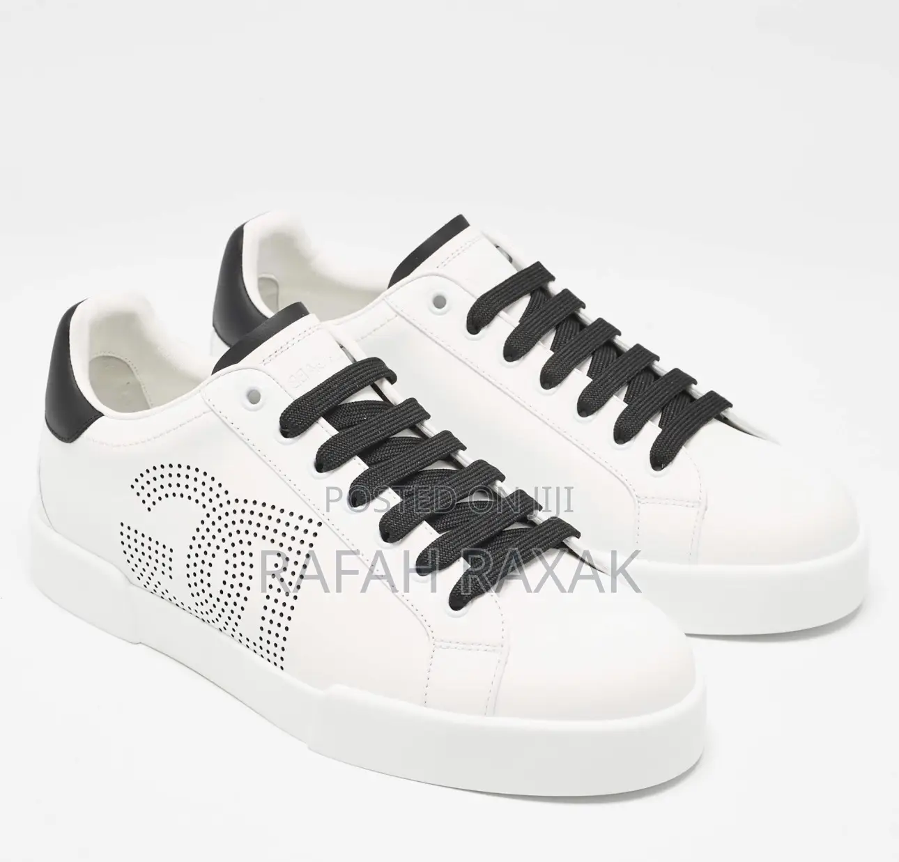 Classy Dolce Gabbana Luxury Low Top Leather Sneakers
