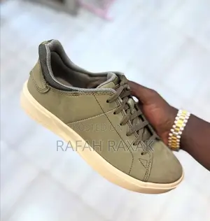 Classic Men’S Green Cat Smart Casual Premium Leather Sneaker