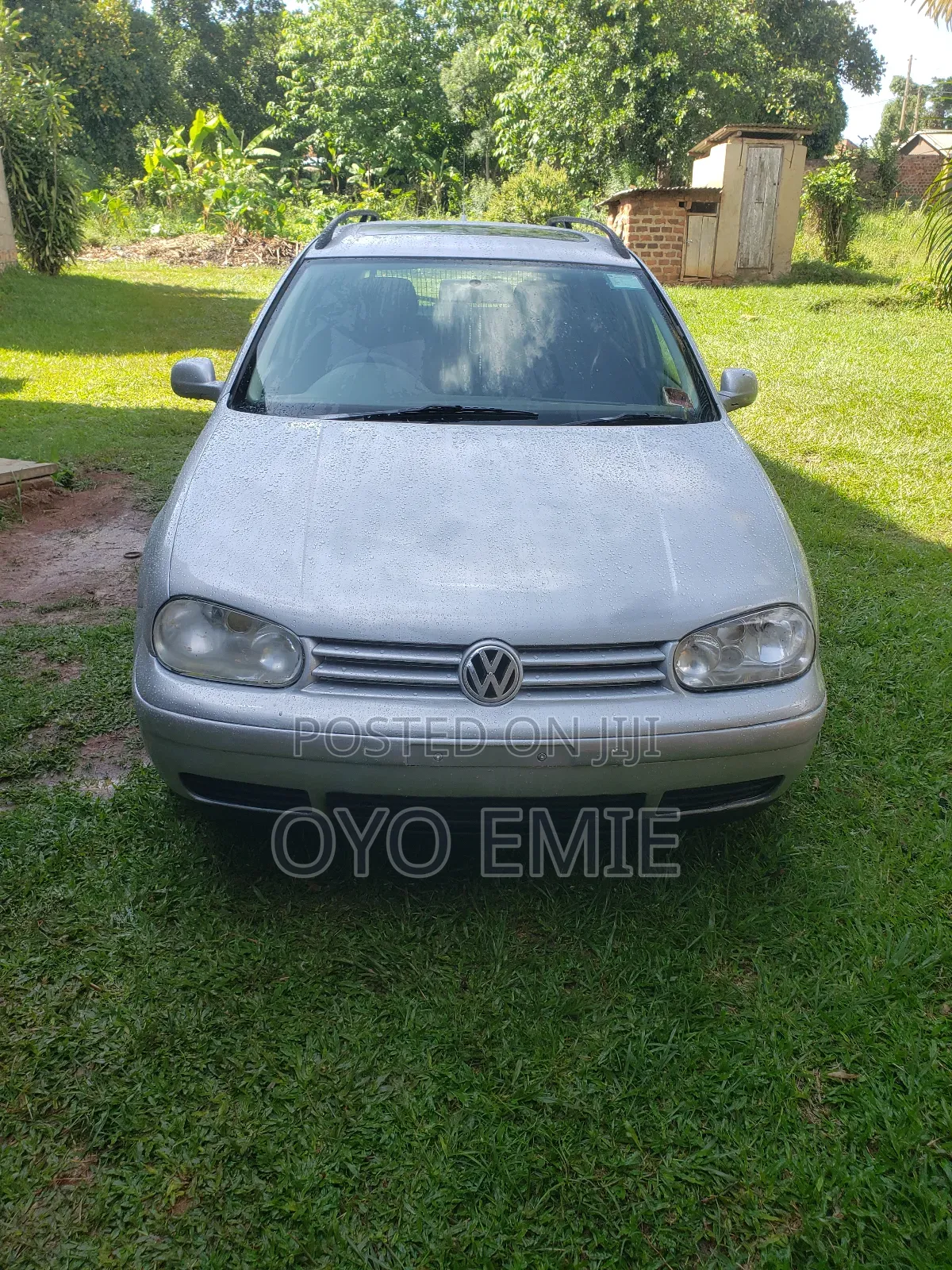 Volkswagen Golf 2.0 GL 5-Door Automatic 2002 Silver