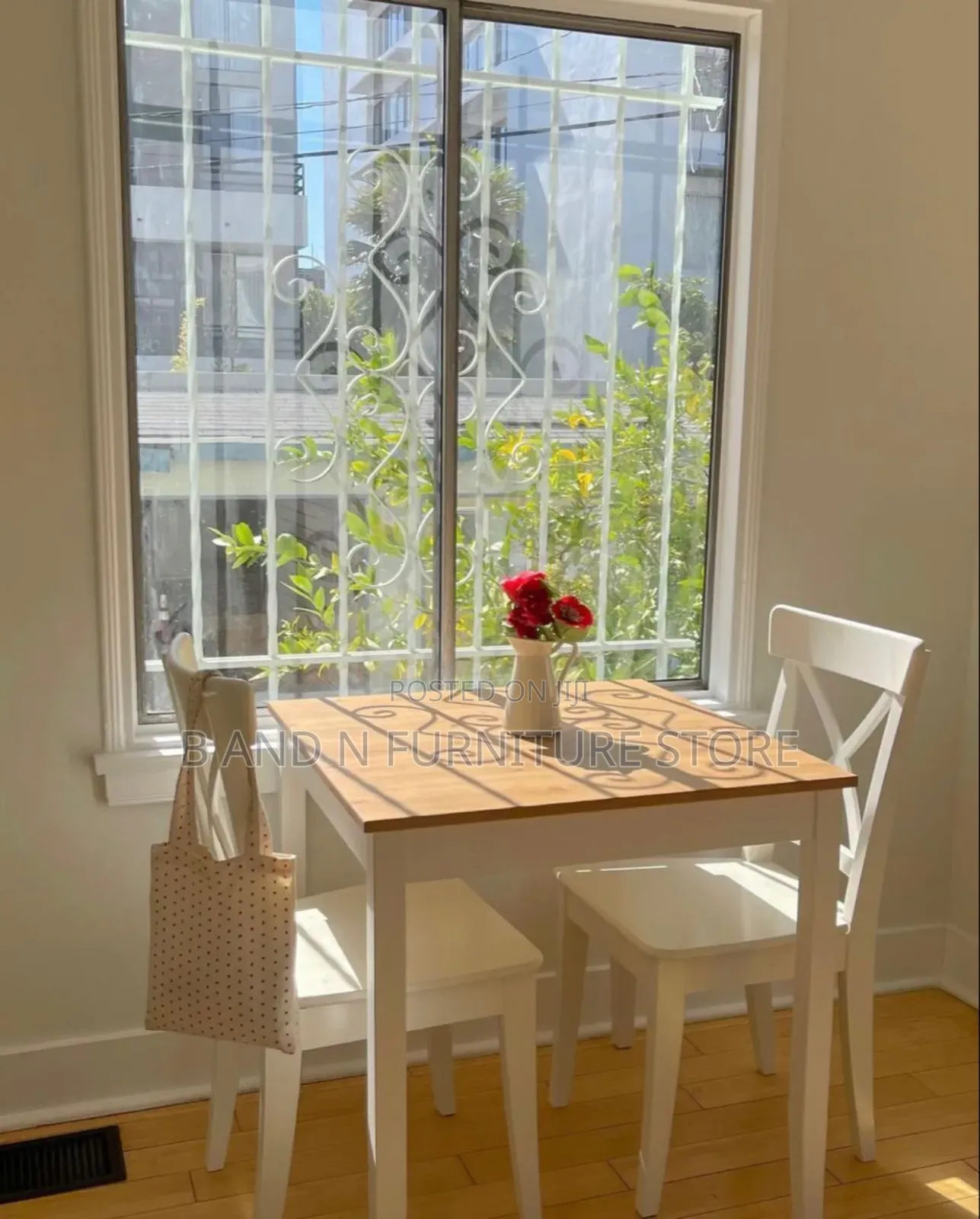 Simple Dinning Sits. 2sitters