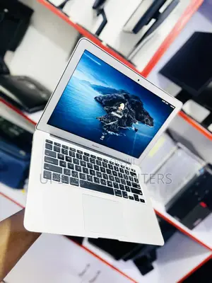 Laptop Apple MacBook Air 8GB Intel Core I5 HDD+SSD 256GB