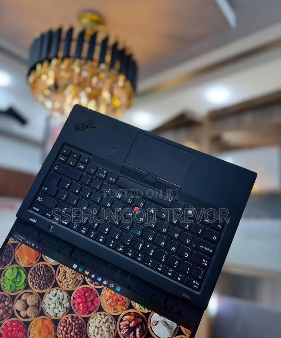 Laptop Lenovo ThinkPad X1 Carbon 16GB Intel Core I7 SSHD (Hybrid) 512GB