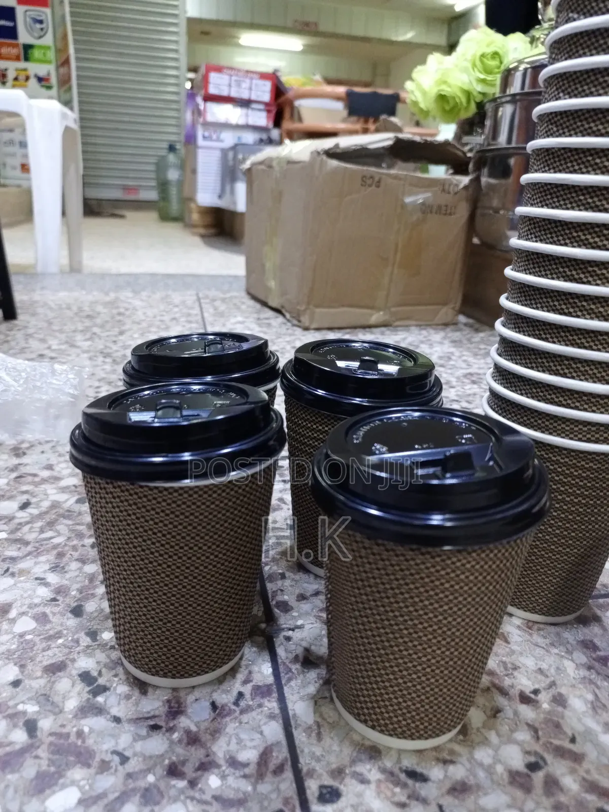 Disposable Paper Coffee Cups (25pcs With Covers)