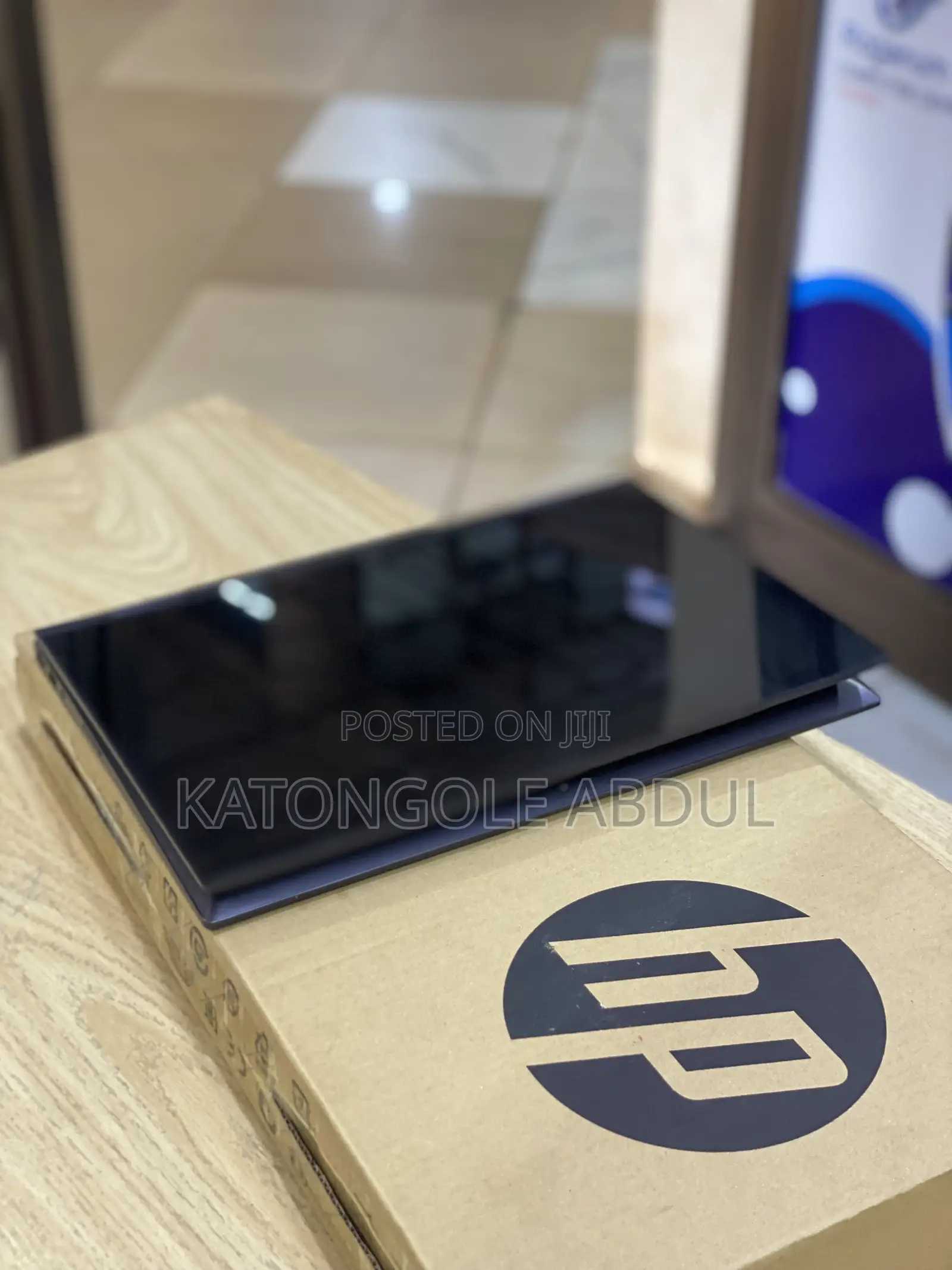 New Laptop HP Envy 15 16GB AMD Ryzen 5 SSD 512GB