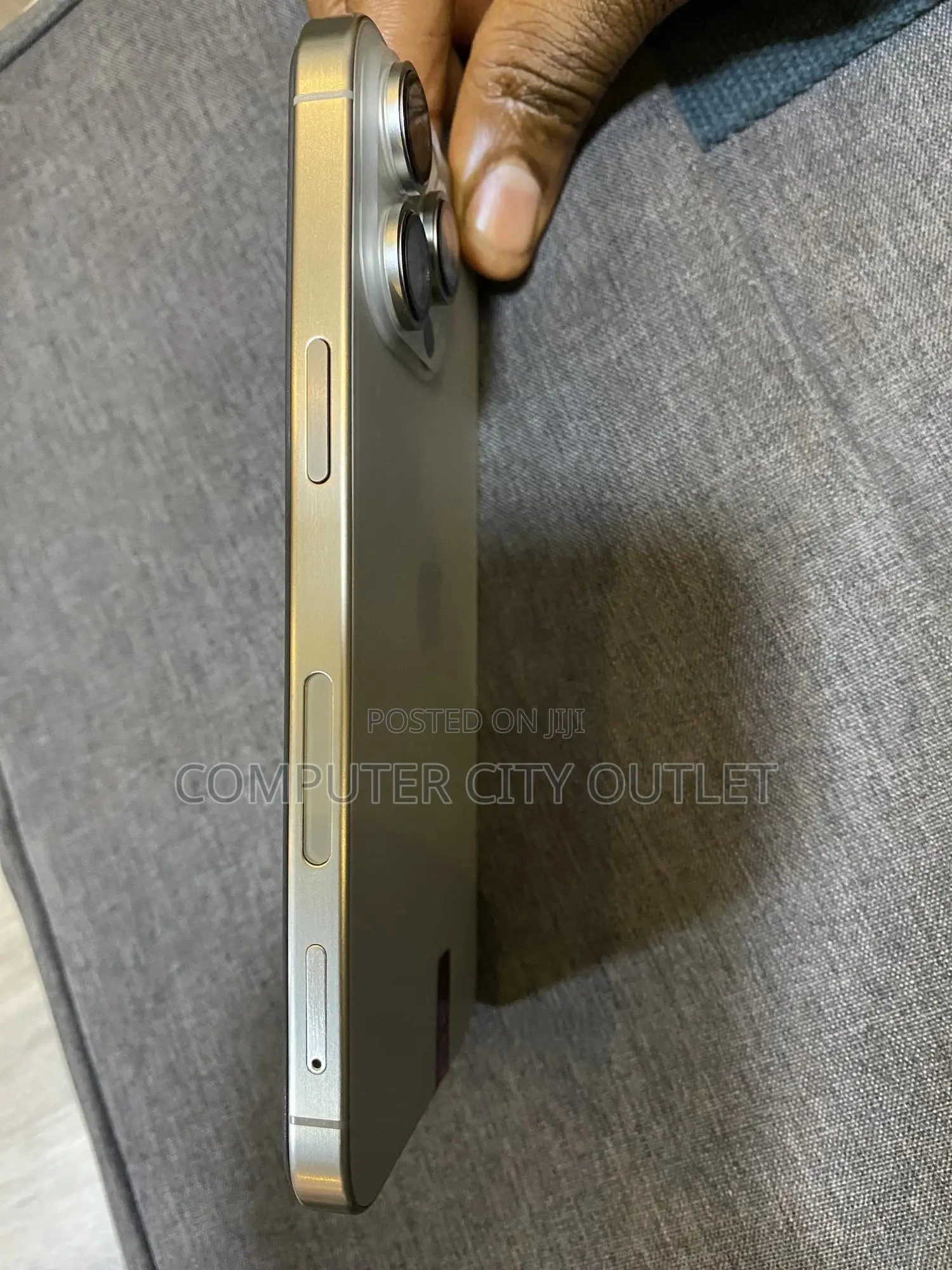 New Apple iPhone 15 Pro Max 1 TB Silver