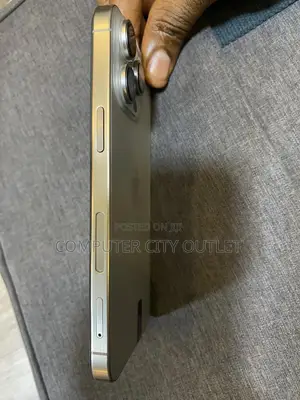 New Apple iPhone 15 Pro Max 1 TB Silver