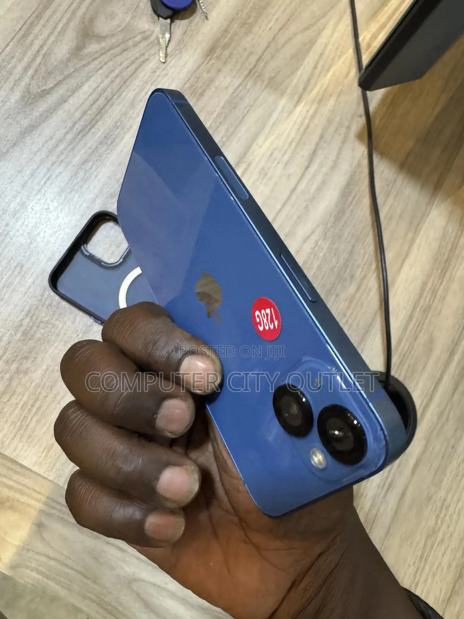 New Apple iPhone 13 128 GB Blue