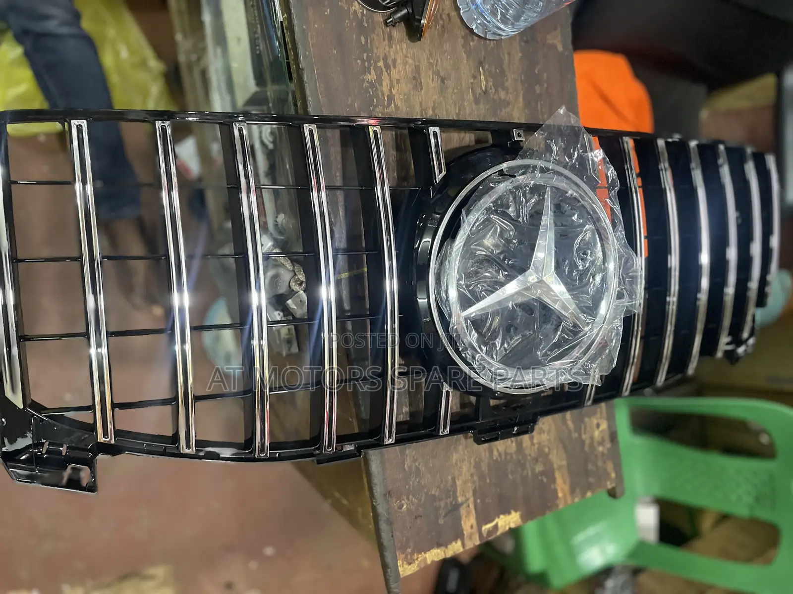 Grill for Mercedes Gl