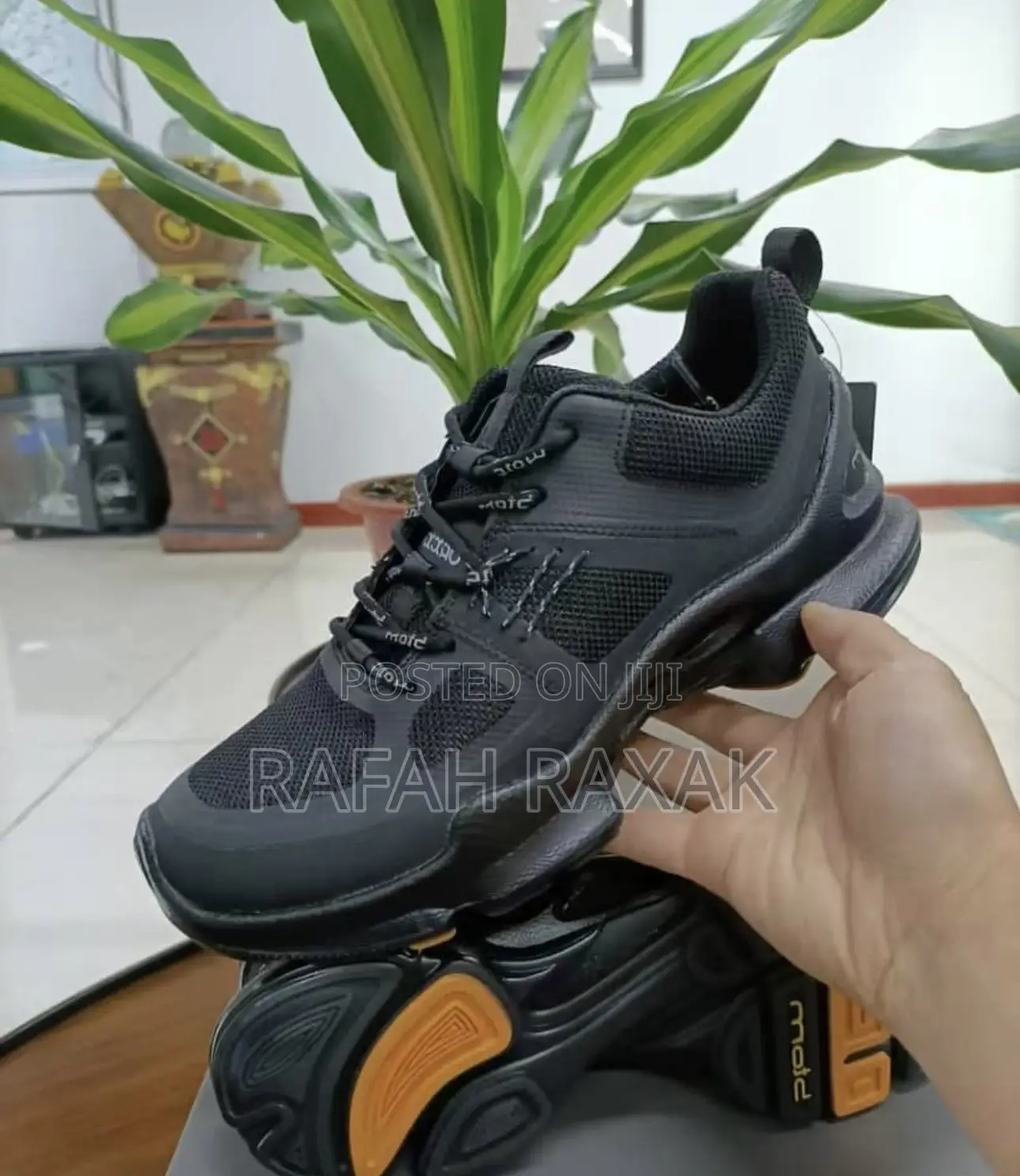 Classic Men’S Black Ecco Biom Casual Hike Running Sneakers