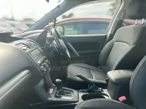 Subaru Forester 2.0D XS 2012 Gray